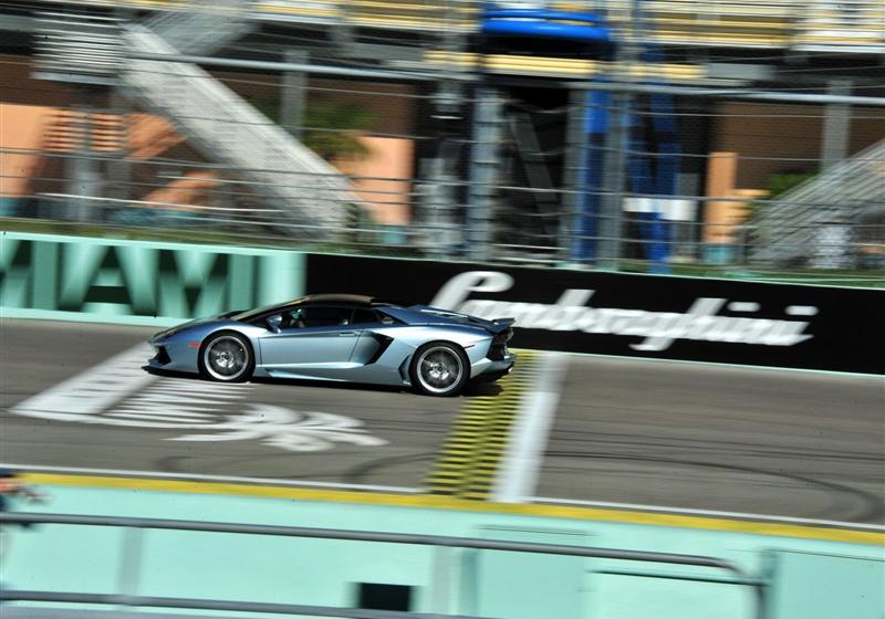 2013 LP 700-4 Roadster