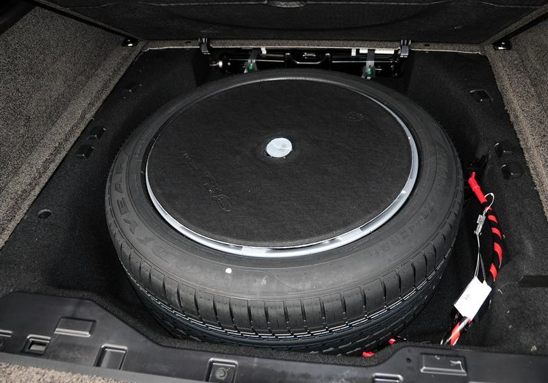 2013 5.0 V8 NA Vogue SE