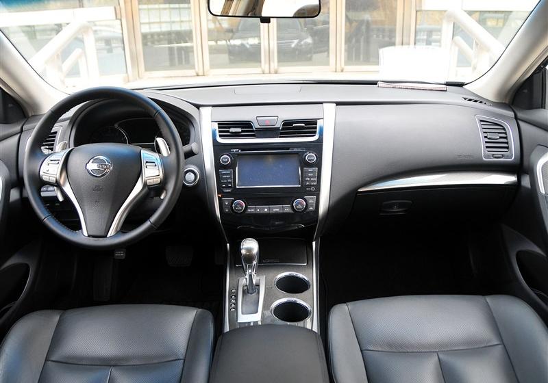 2013 2.5L XL-NAVI Tech