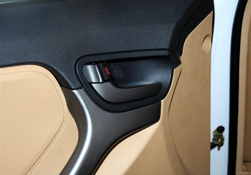 2012 Ӣ Ŀ 1.6L ֶDVVT