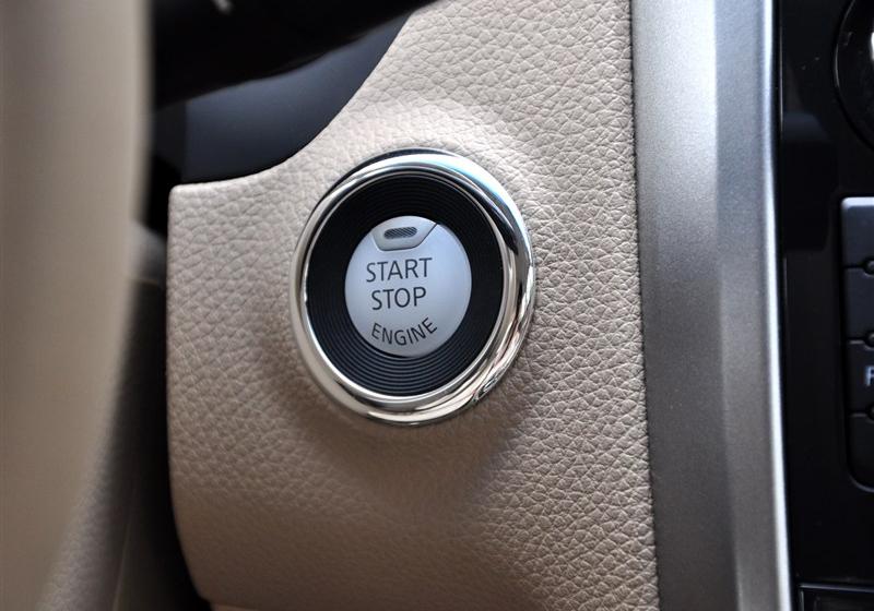 2013�� 2.5L XL-UpperNAVI Tech����