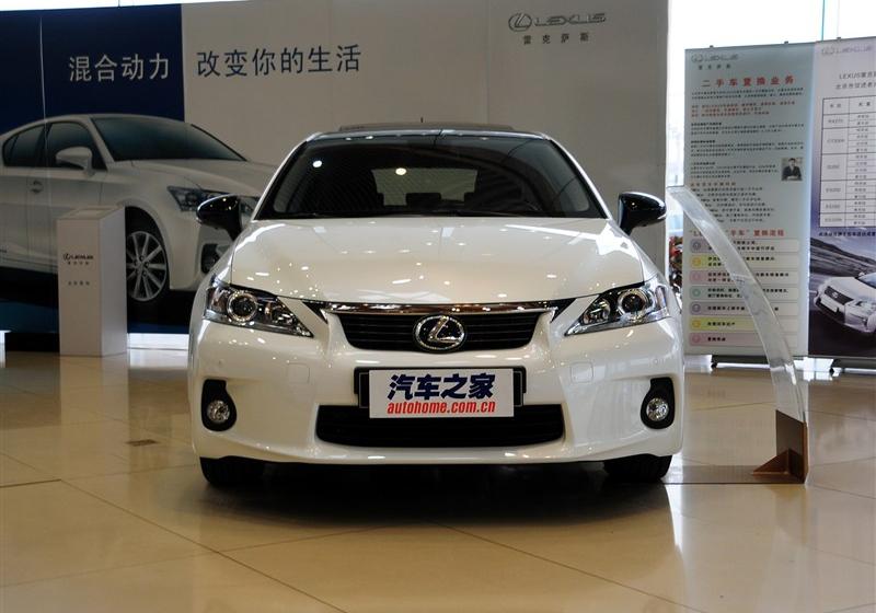 2013 CT200h ҹʿ