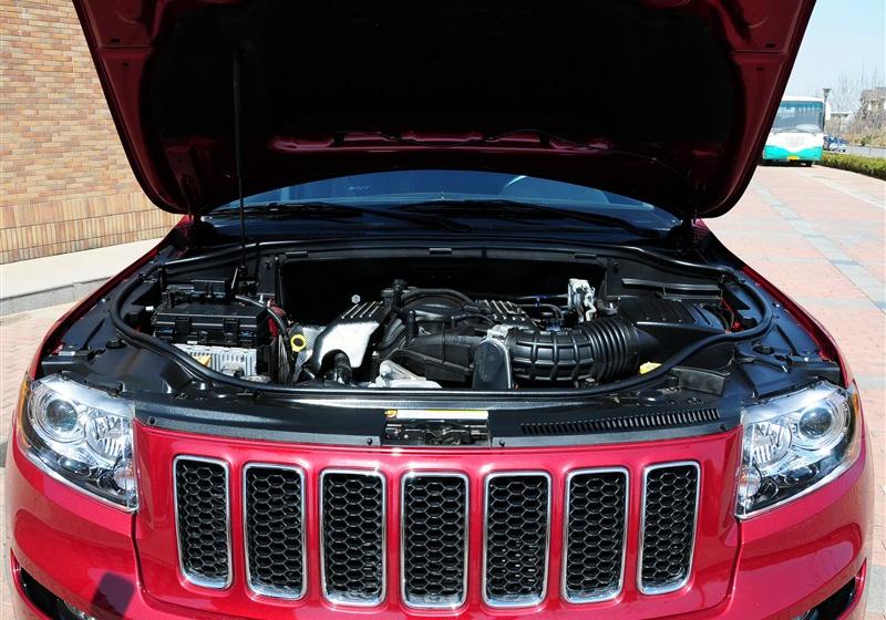 2012 6.4L SRT8