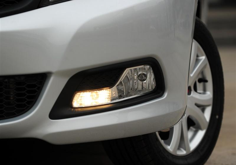 2013�� 1.5L �ֶ��콢��