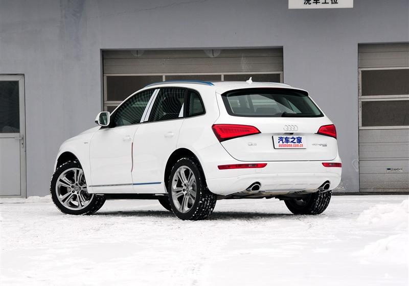 2013�� 40 TFSI Hybrid