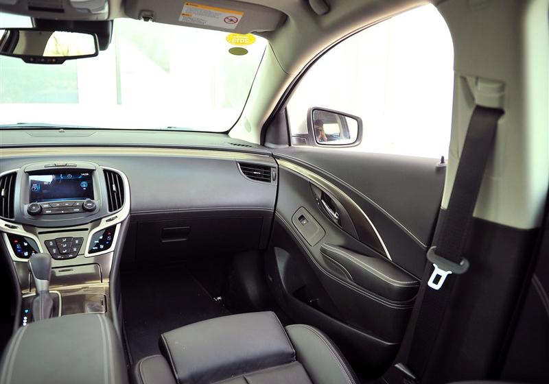 2013 3.0L SIDI V6콢