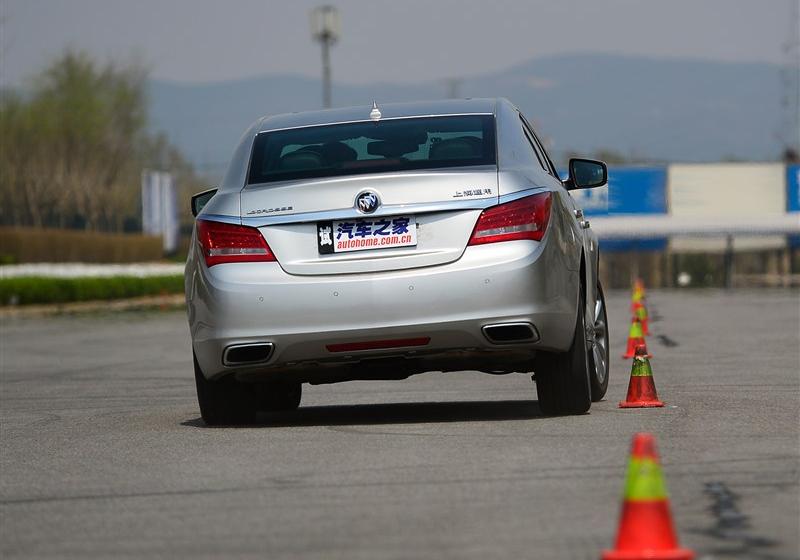 2013 3.0L SIDI V6콢