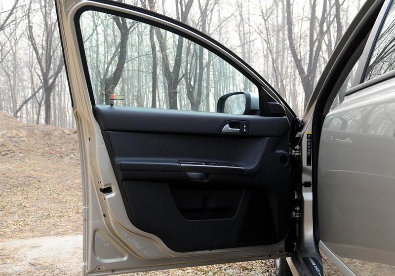 2009 2.5L T5 R-Design