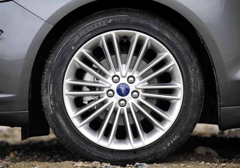 2013 2.0L GTDi240콢