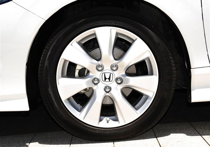 2013�� 1.8L �Զ����ʰ� 6��