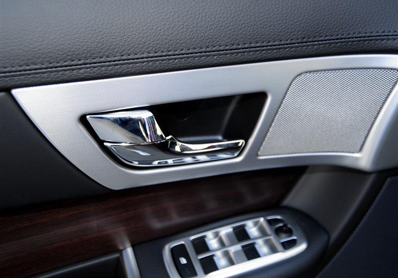 2014 XF 2.0T Style Club