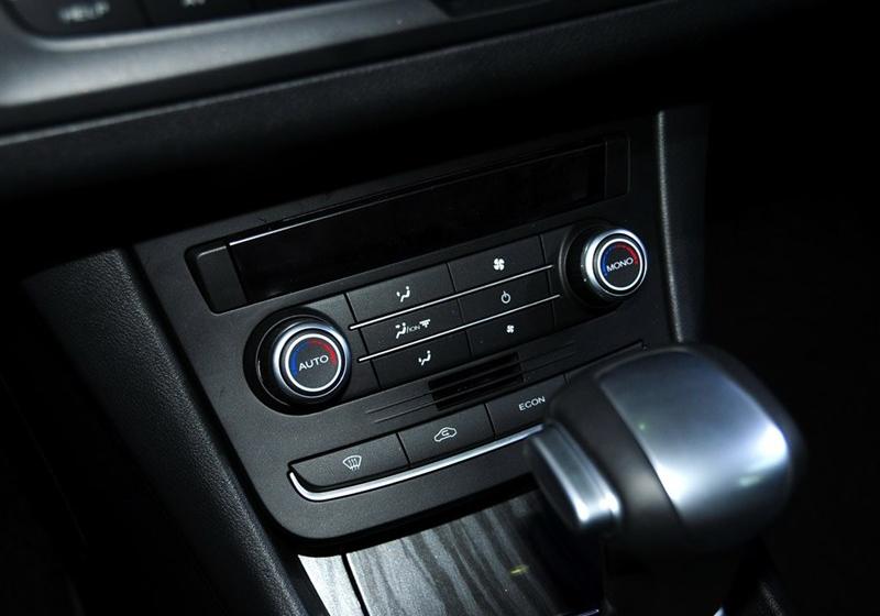 2014 550 Plug-in 콢