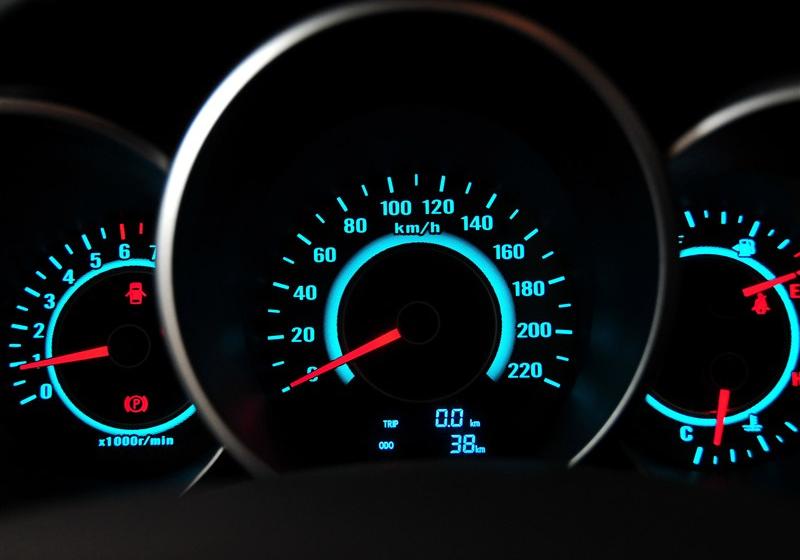 2013�� 1.6L �ֶ������� ��IV