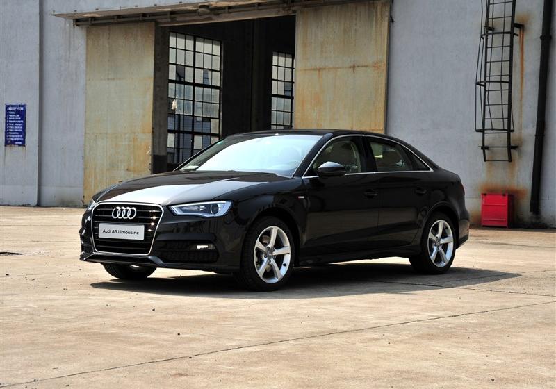 2014 Limousine 40 TFSI S line