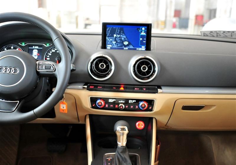 2014 Limousine 40 TFSI S line