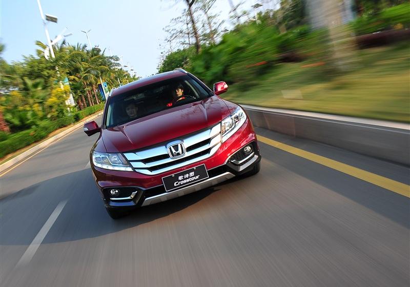 2014�� 3.0L AWD��󵼺���