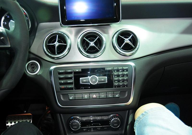 2014�� CLA45 AMG 4MATIC