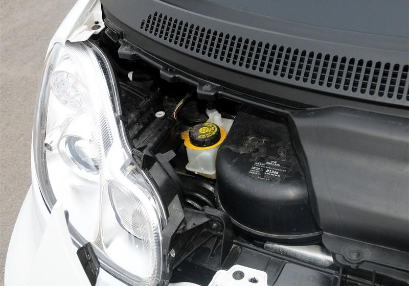 2014 1.0 MHD BoConceptر