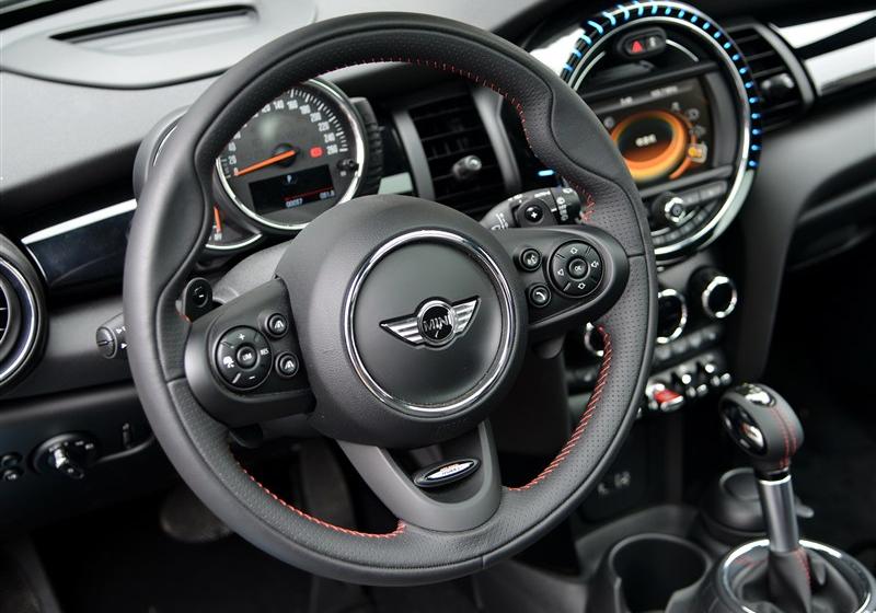 2014 2.0T COOPER S Excitement