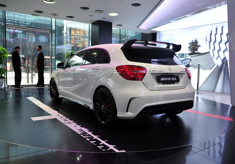 2014�� A45 AMG 4MATIC