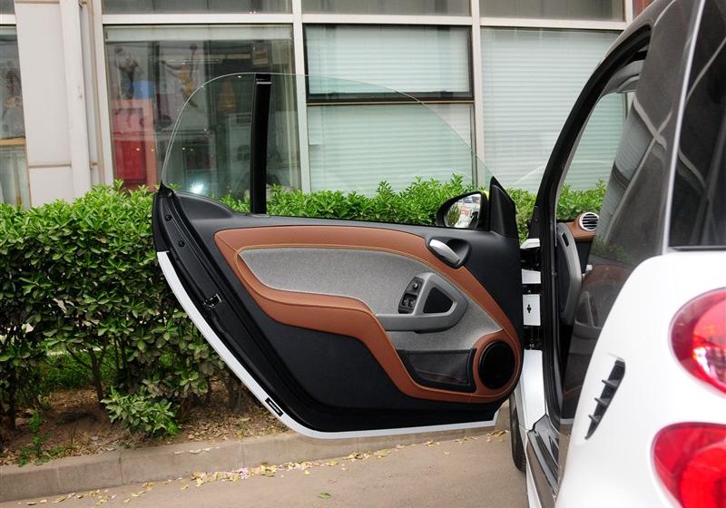 2014款 1.0T 硬顶BoConcept特别版