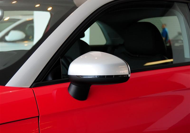 2014�� 30 TFSI ������