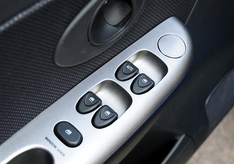 2012 Ŀ 1.0L ֶP-TEC׼