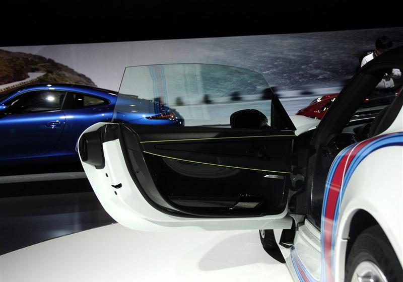 2014 Spyder Weissach package 4.6L