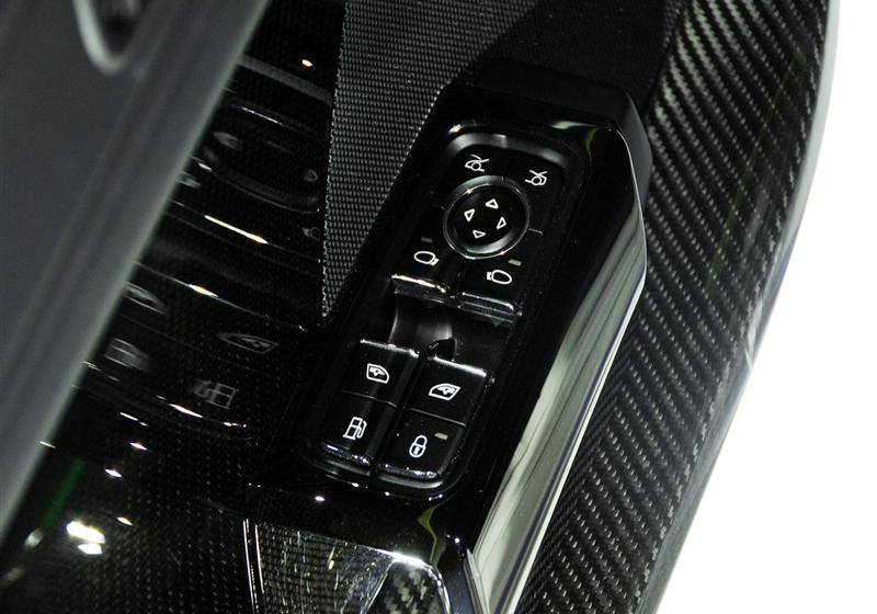 2014 Spyder Weissach package 4.6L