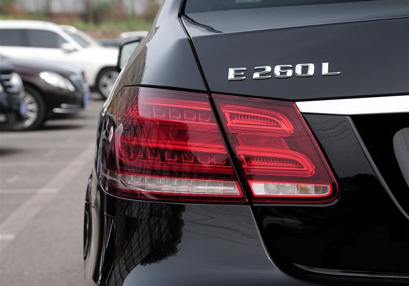 2015 E 260 L ˶ʱ