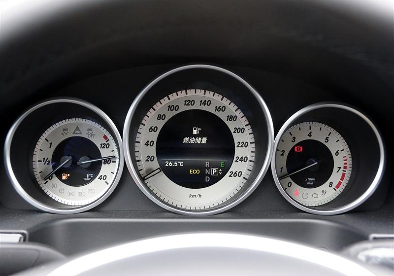 2015 E 320 L ˶ 4MATIC