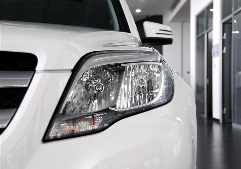 2013�� GLK 300 4MATIC �����촰��