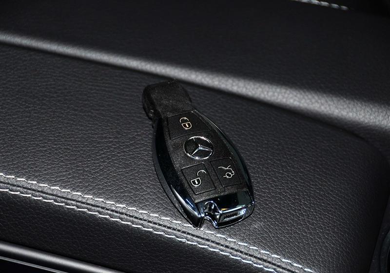 2013 Ŀ GLK 300 4MATIC ʱ