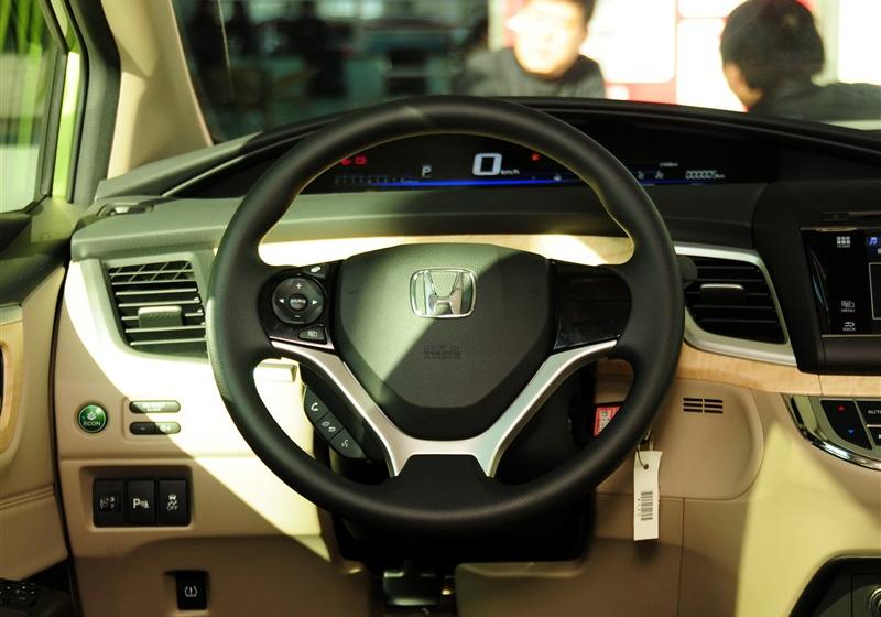 2013�� 1.8L �Զ����ʰ� 6��