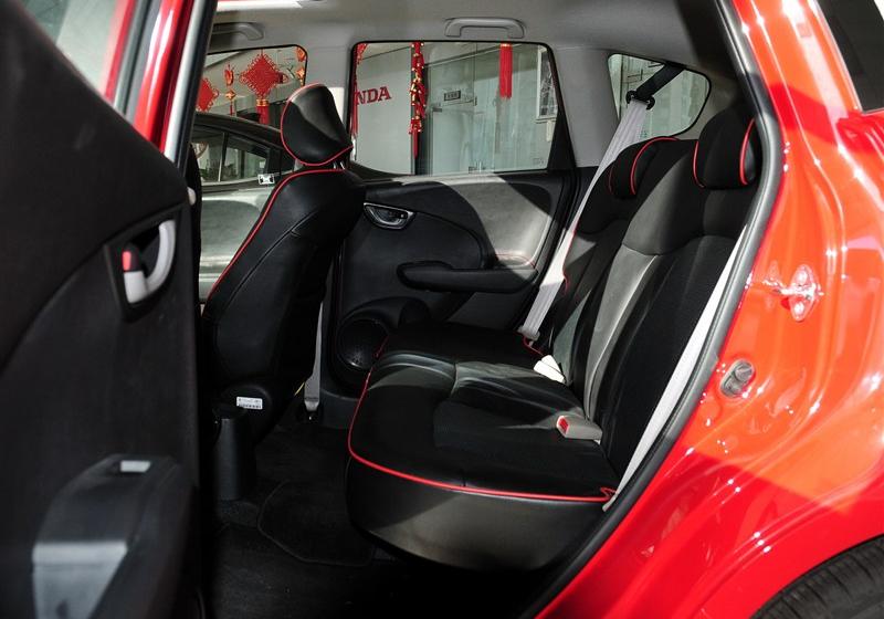 2011�� 1.5L �ֶ�������