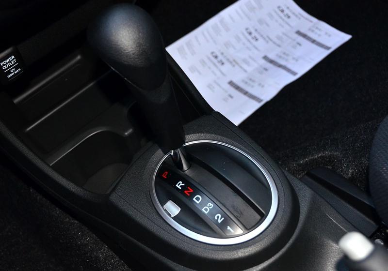 2011�� 1.5L �Զ�ȫ���촰��