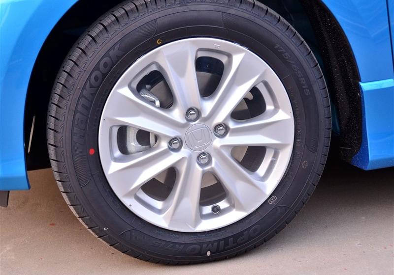 2011�� 1.5L �Զ�ȫ���촰��