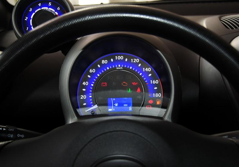 2012�� 1.0L �п���