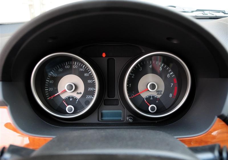 2013�� 1.5L �ֶ�������