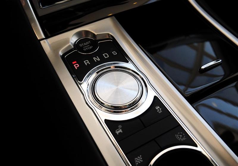 2014 XF 3.0 SC Sport Club