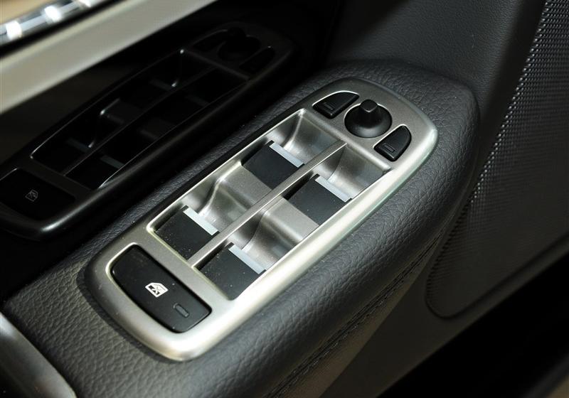 2014 XF 3.0 SC Sport Club