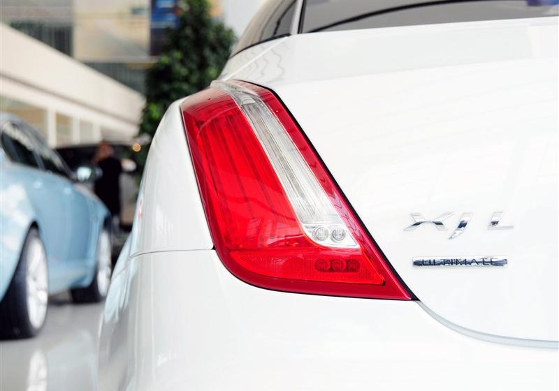 2013 XJL 5.0 SC ۷崴 