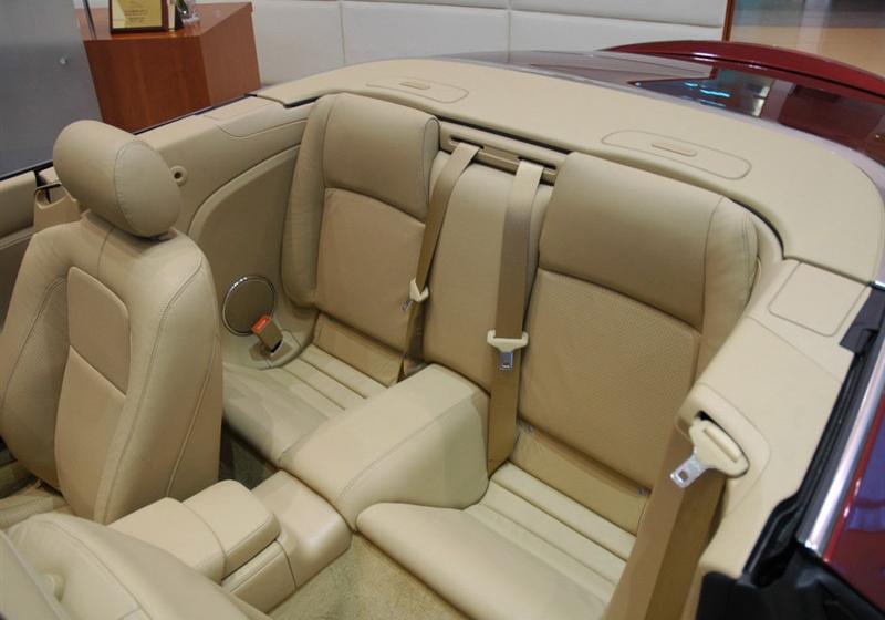 2006�� 4.2L V8˫���ܳ�