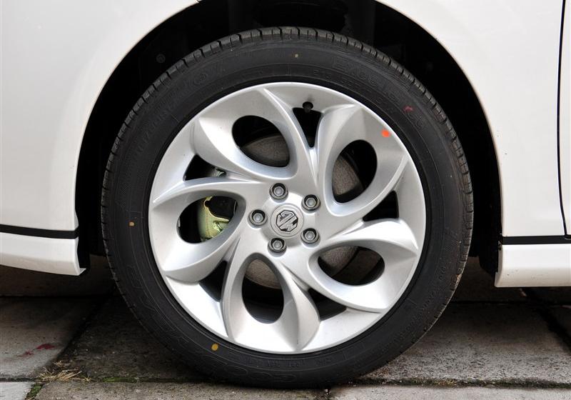 2013�� �Ʊ� 1.8T �ֶ�GT��ֵ��