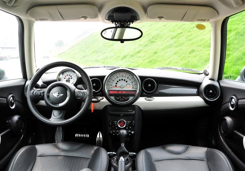 2011�� 1.6T COOPER S