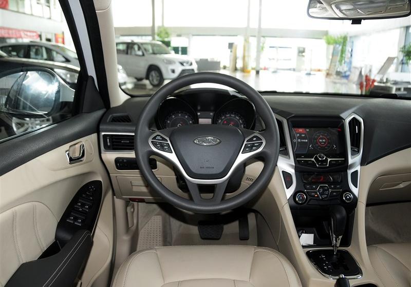 2013 1.6L DVVT CVTа