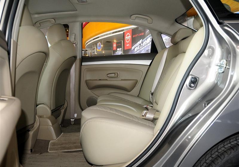 2012�� ���� 1.6XL �Զ�������