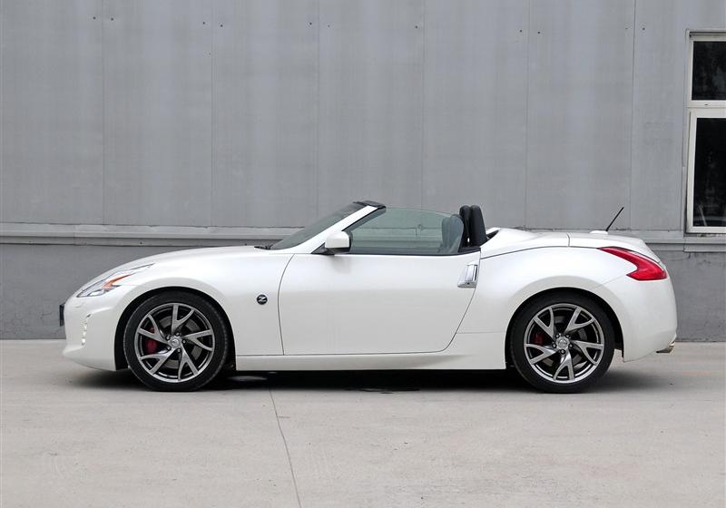 2013 3.7L Roadster