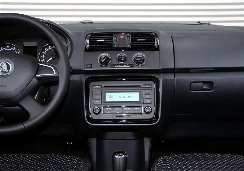 2013 1.6L ԶMonte carlo