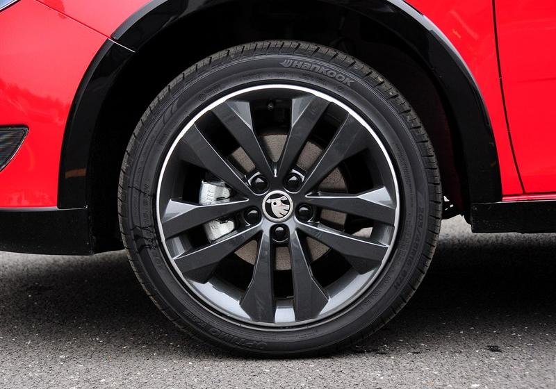 2013 1.6L ԶMonte carlo